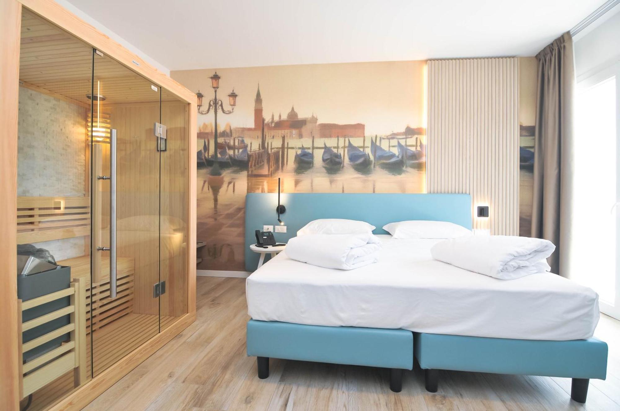 Marina Dependance Hotel Caorle Bagian luar foto