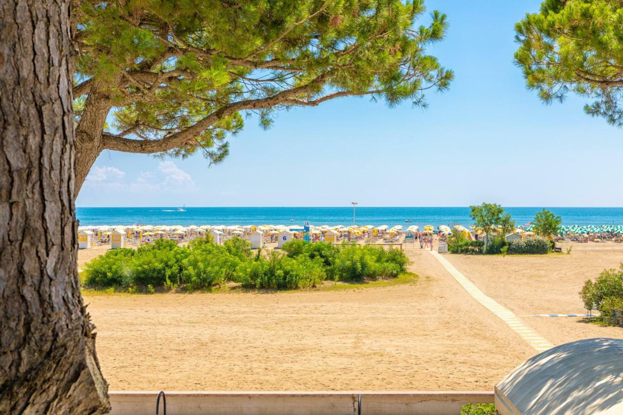 Marina Dependance Hotel Caorle Bagian luar foto